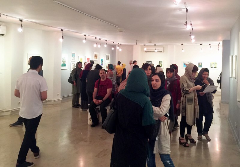 گزارش تصویری گشایش نمایشگاه رنگ و درنگ در گالری لاله